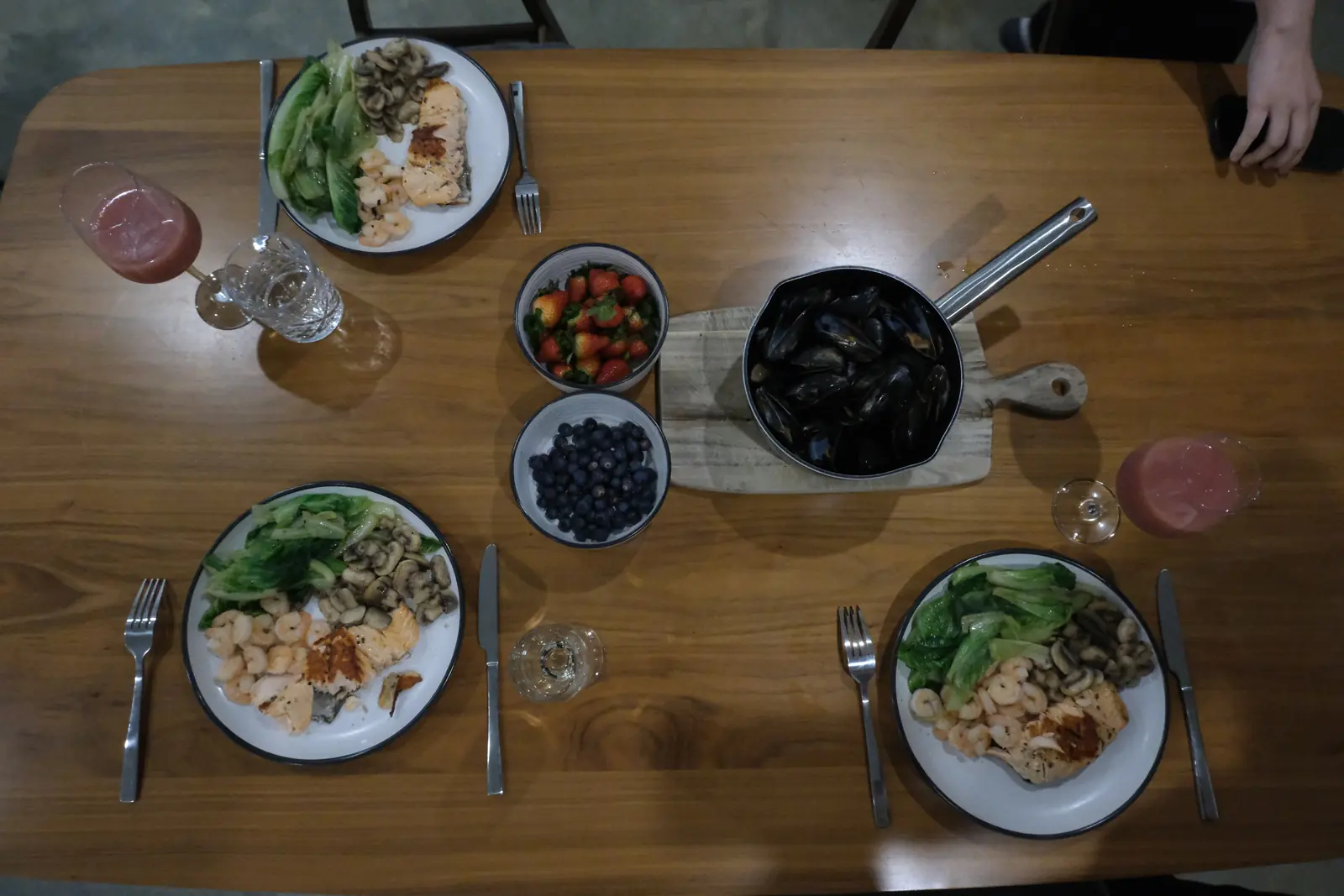 Salmon, mussels, prawns and berries